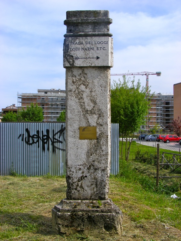 Antico Cippo Stradale