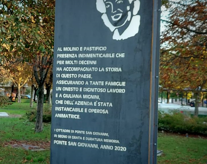 Inaugurata la stele a memoria del Pastificio e Giuliana Mignini