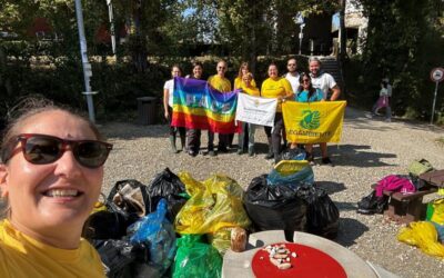 82 Kg di rifiuti raccolti lungo le sponde del Tevere da Legambiente.